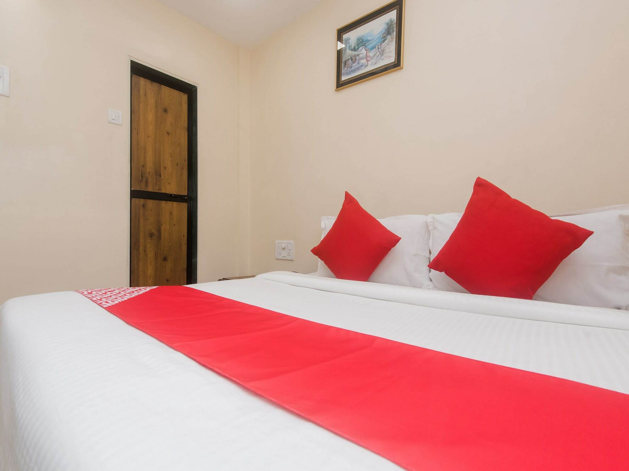 Oyo Shivar Guest House Near Carnival Cinemas Imax Bombaj Zewnętrze zdjęcie